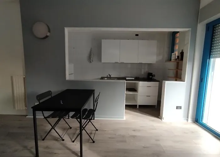 Casa Mistral * باري